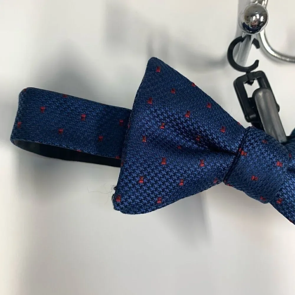 Stafford Navy blue red bow tie adjustable ￼